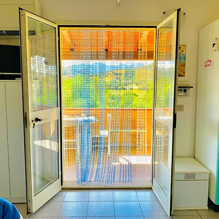 La Maisons En Bleu Apartment Limpiddu